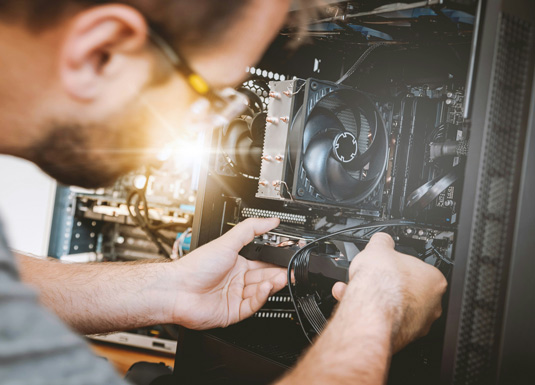 Quali sono i prerequisiti hardware e di sistema ottimali per magento 2