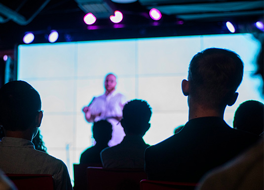 Perché implementare un box autore è importante oggi per la SEO?